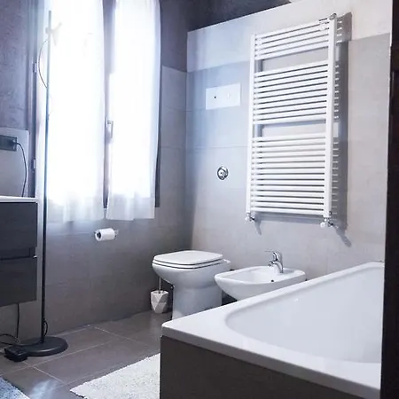 Casa Bella Pratello * ボローニャ